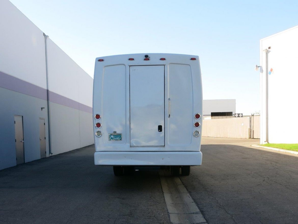 Executive Shuttle for Sale in Carson, CA - Photo 5