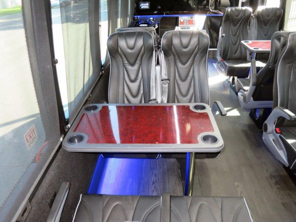 2019 Freightliner M2 106 Passenger Bus Executive Shuttle for Sale in Carson, CA - Photo 3