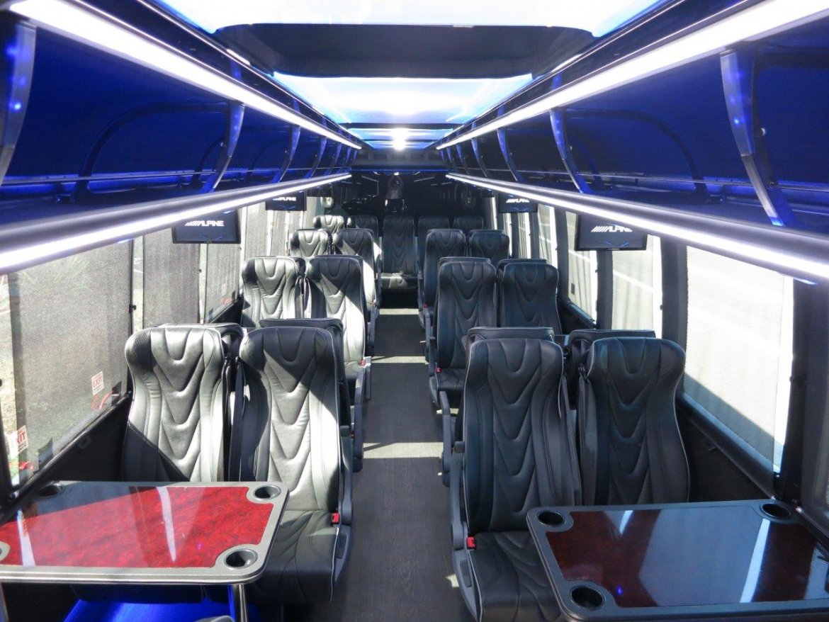 Executive Shuttle for Sale in Carson, CA - Photo 4