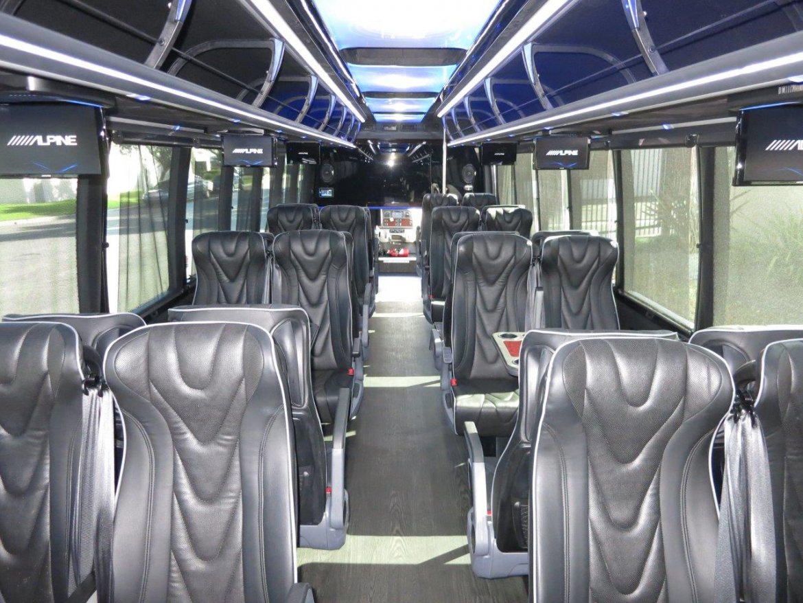 Executive Shuttle for Sale in Carson, CA - Photo 11