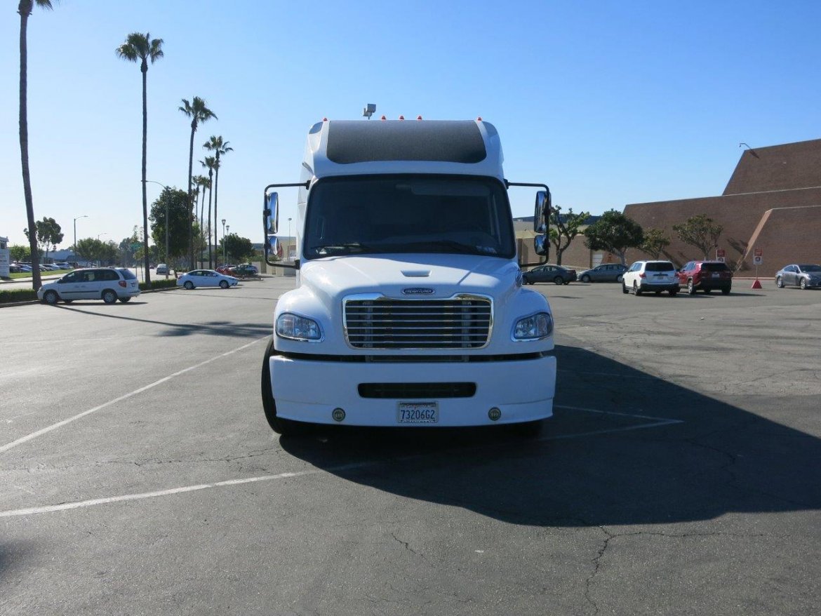 Executive Shuttle for Sale in Carson, CA - Photo 15