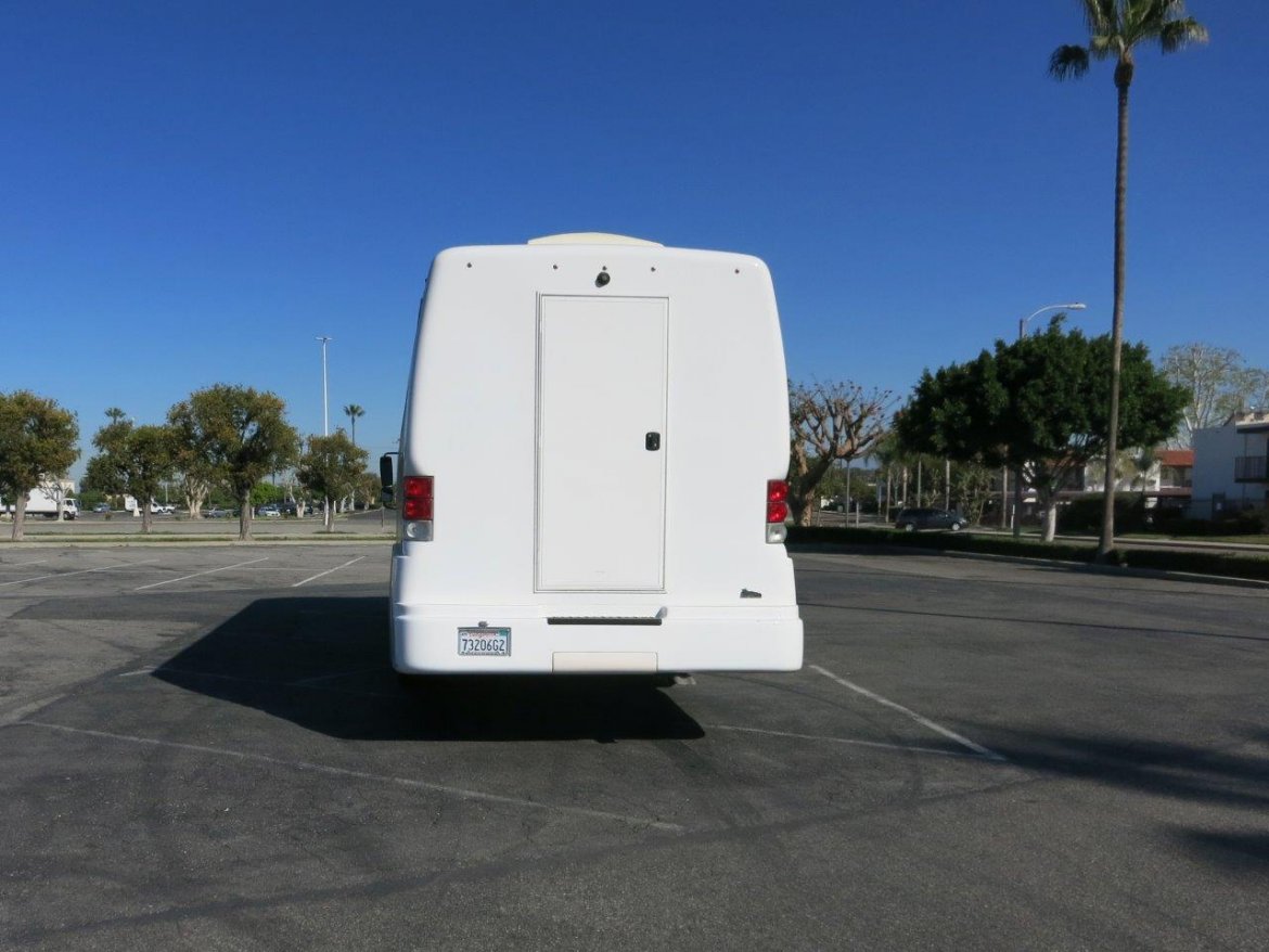 Executive Shuttle for Sale in Carson, CA - Photo 20
