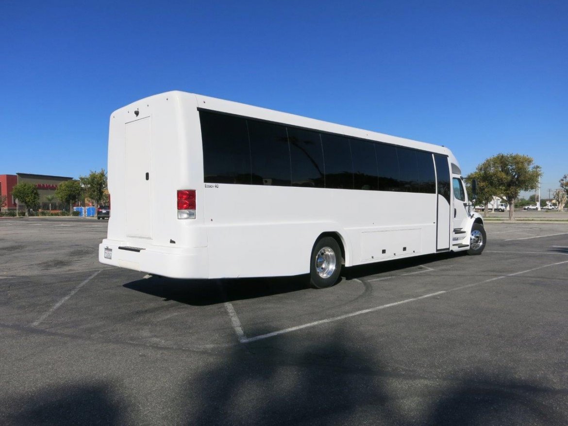 Executive Shuttle for Sale in Carson, CA - Photo 21