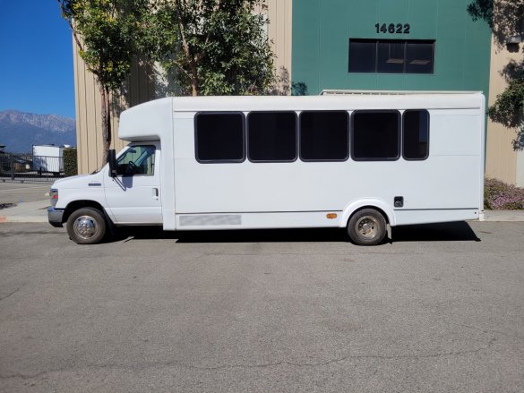 2017 Ford E-450 Party Bus Limo Bus for Sale in fontana, CA - Photo 3