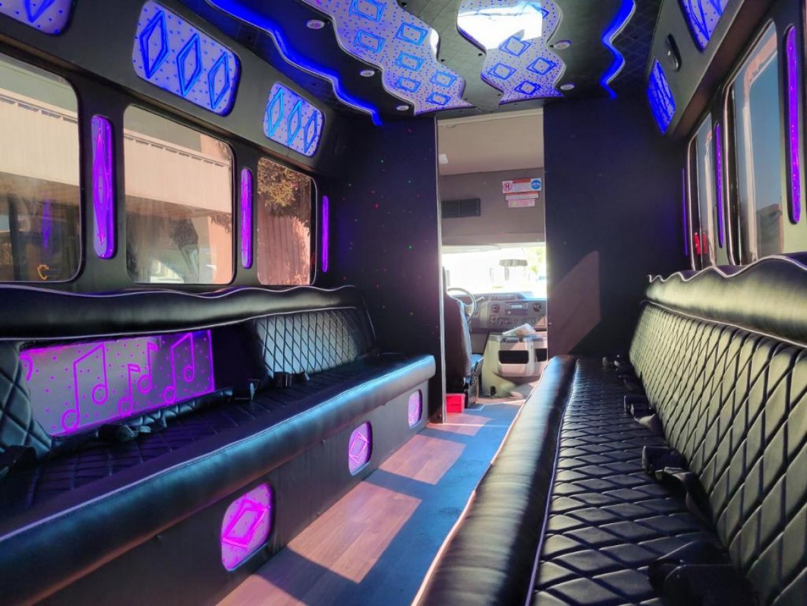 Limo Bus for Sale in fontana, CA - Photo 11