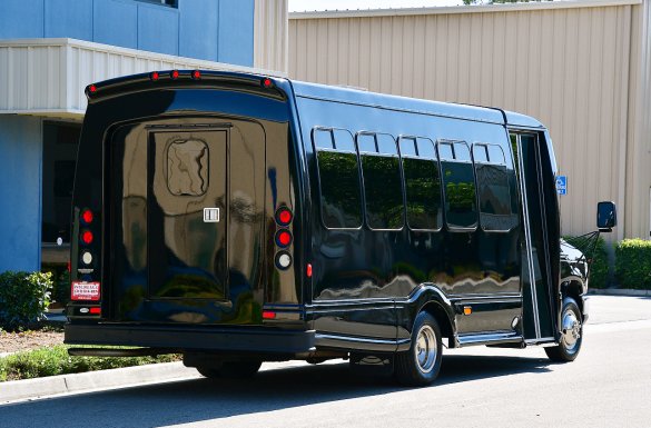 2012 Ford E-450 Limo Bus for Sale in Fontana, CA - Photo 3