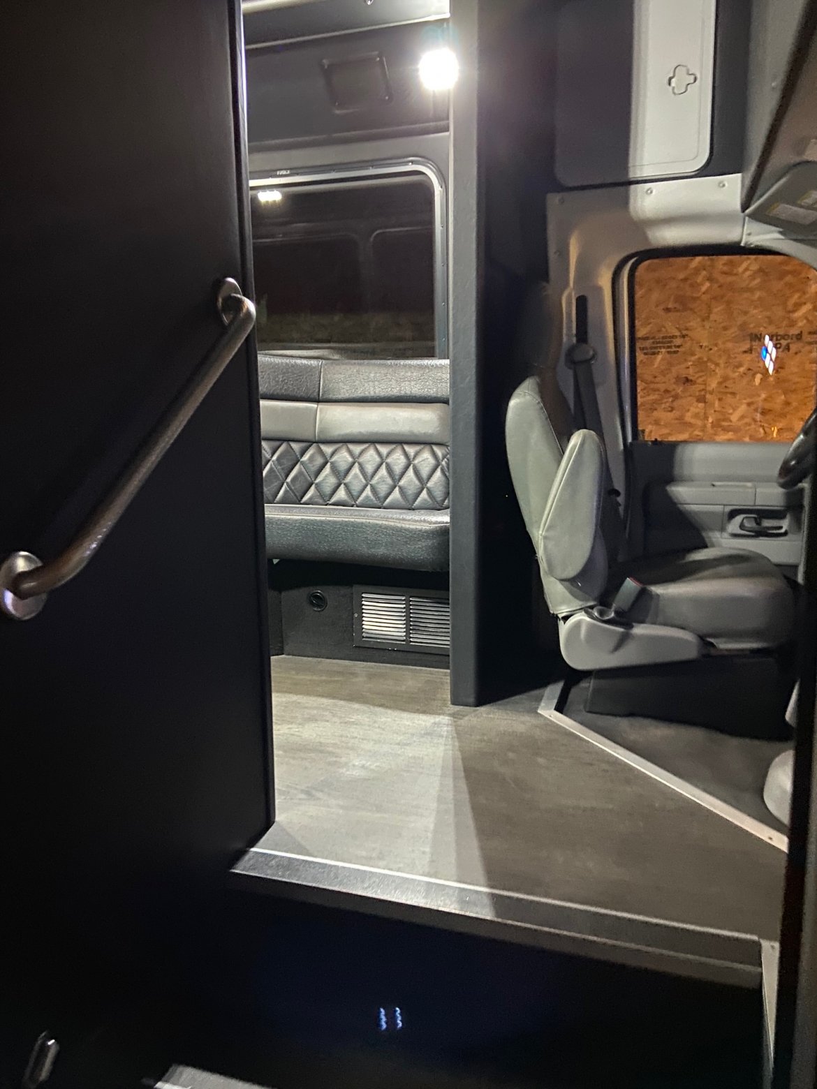 Limo Bus for Sale in Erie, PA - Photo 20