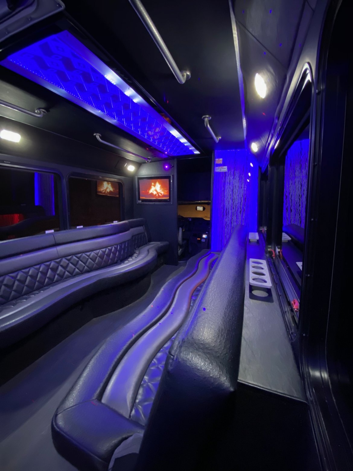 Limo Bus for Sale in Erie, PA - Photo 35