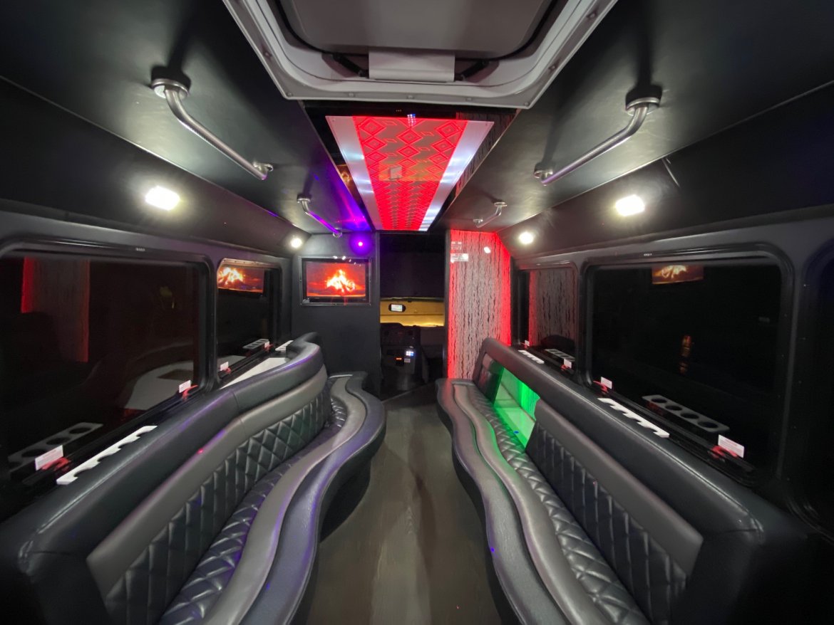 Limo Bus for Sale in Erie, PA - Photo 38