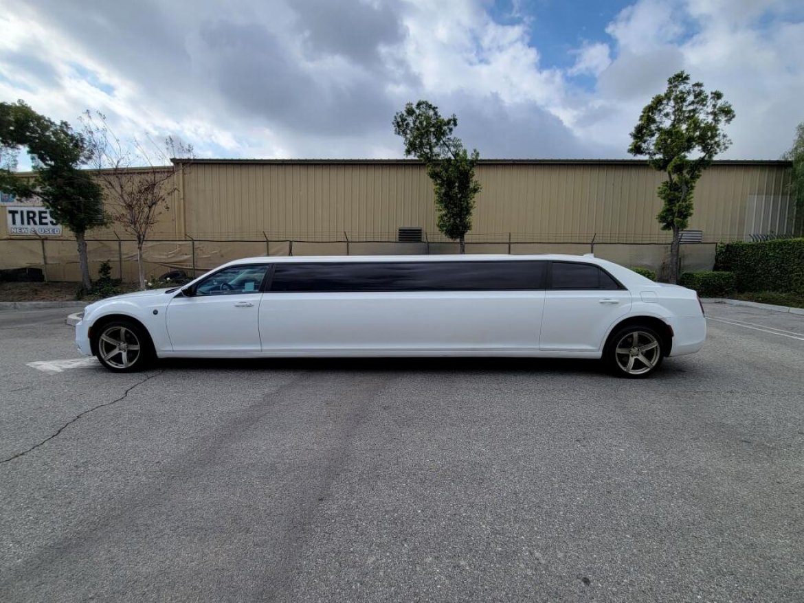 Limousine for Sale in fontana, CA - Photo 8