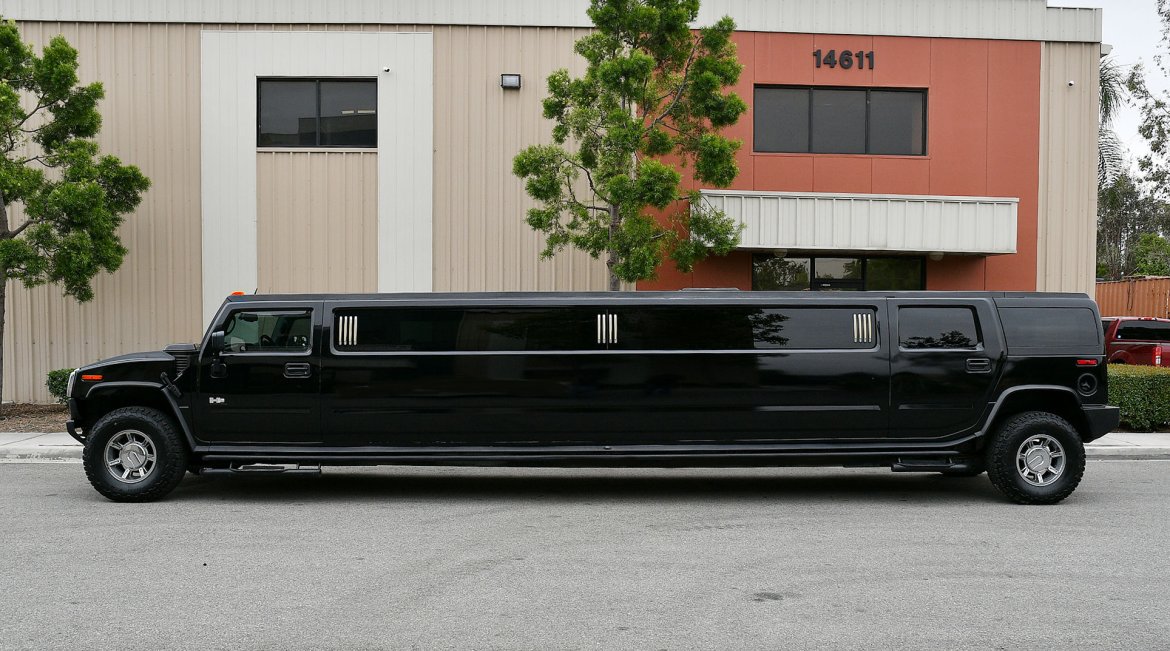 Photo of SUV Stretch for sale: 2005 Hummer H-2 200" by Krystal Koach