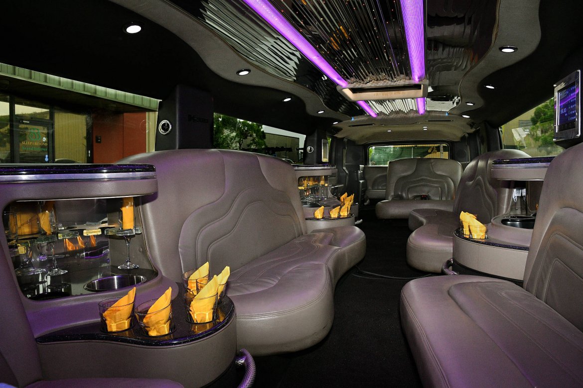 Photo of SUV Stretch for sale: 2005 Hummer H-2 200" by Krystal Koach