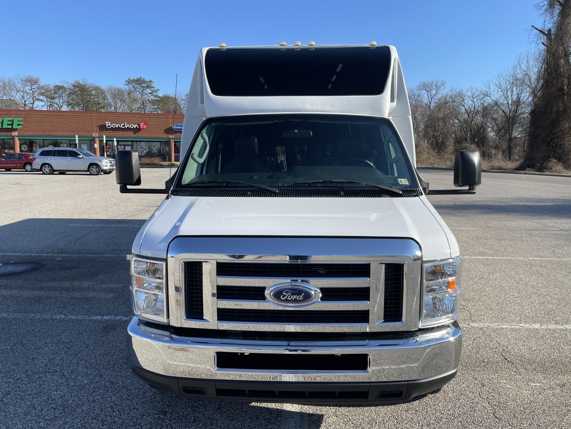 Executive Shuttle for Sale in Pasadena, MD - Photo 5