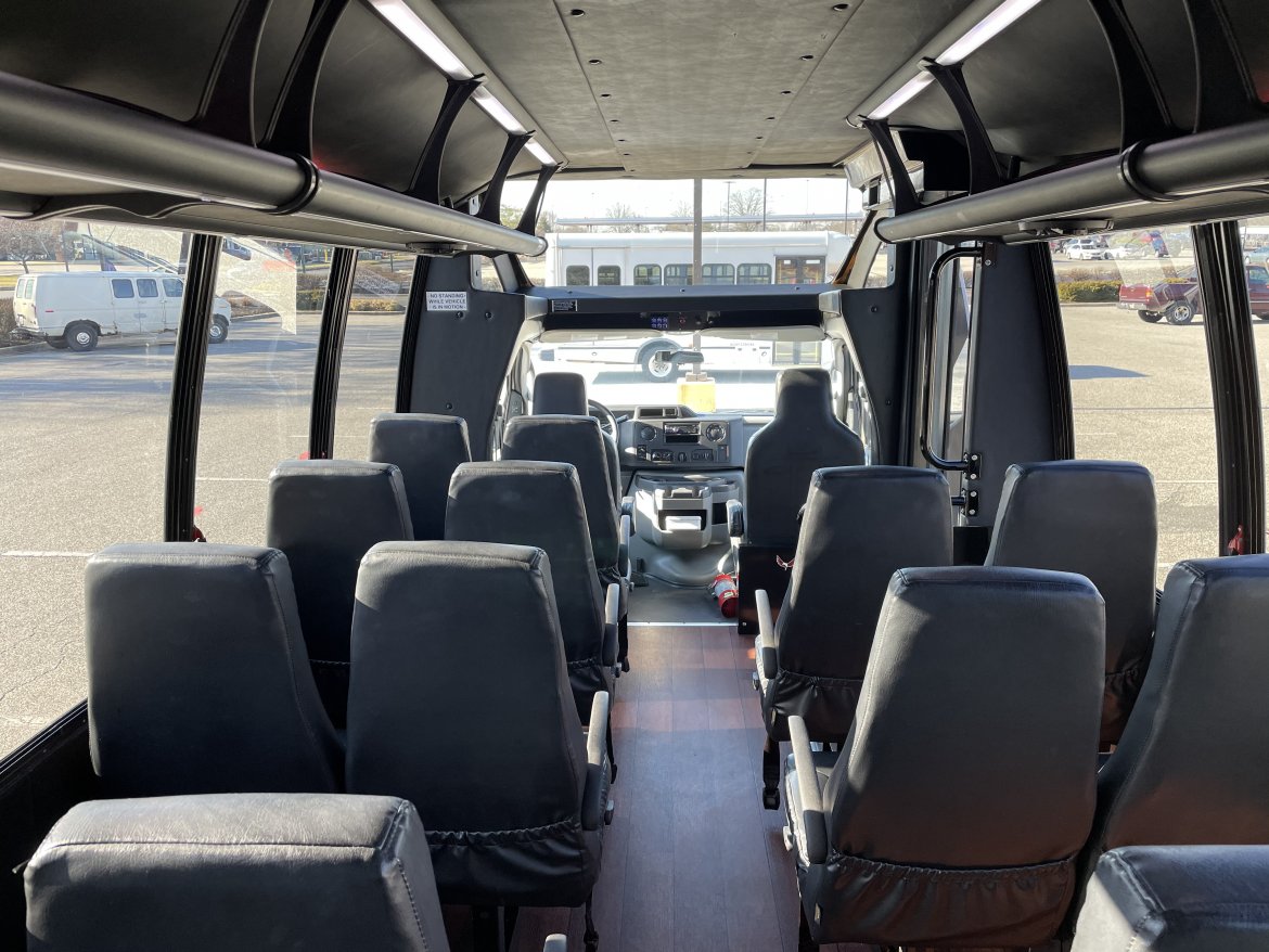 Executive Shuttle for Sale in Pasadena, MD - Photo 11