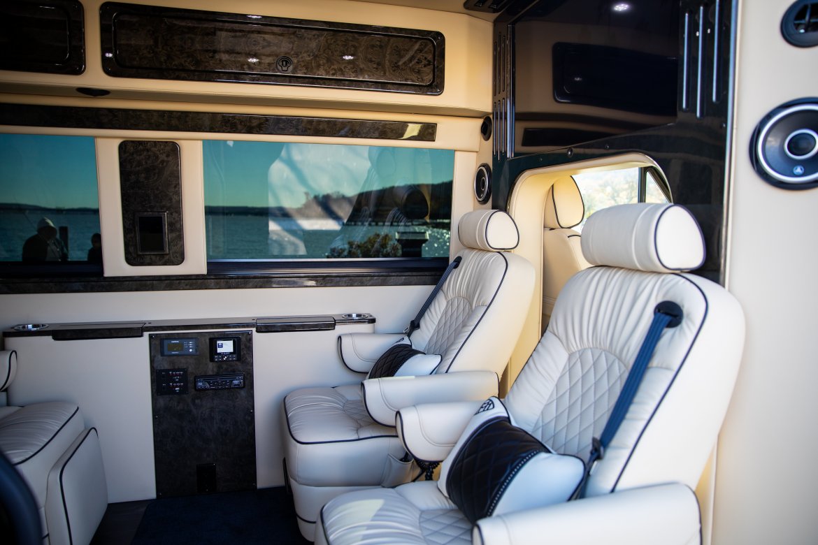 Sprinter for Sale in Monroe, NY - Photo 2