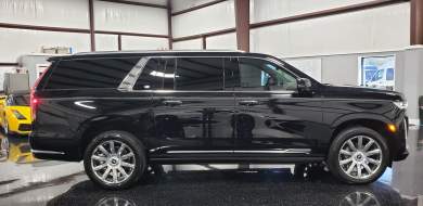 2021 Cadillac Escalade ESV Premium Luxury Platinum SUV for Sale in Houston, Texas, US - Photo 4