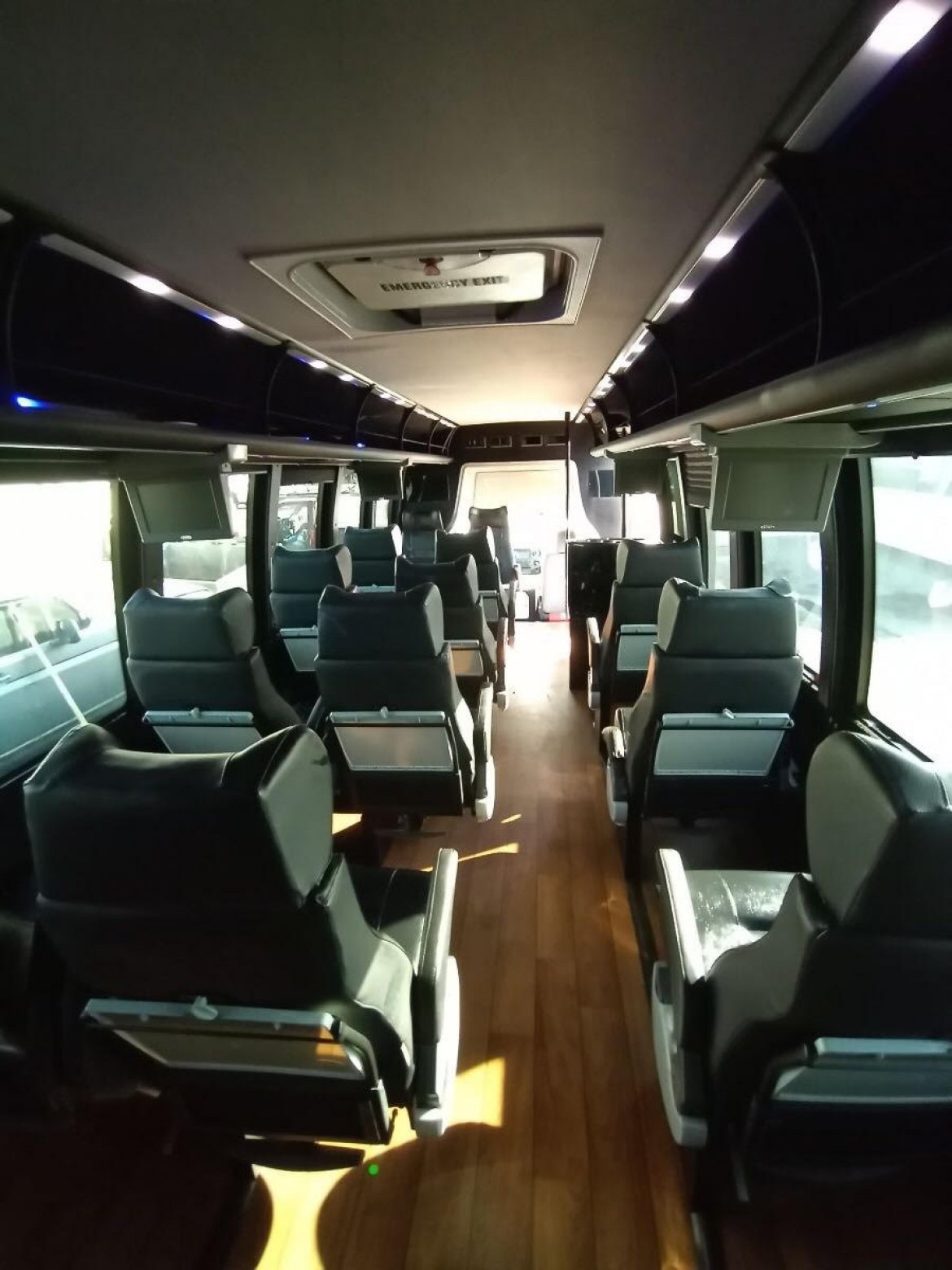 Executive Shuttle for Sale in Commerce, CA - Photo 7