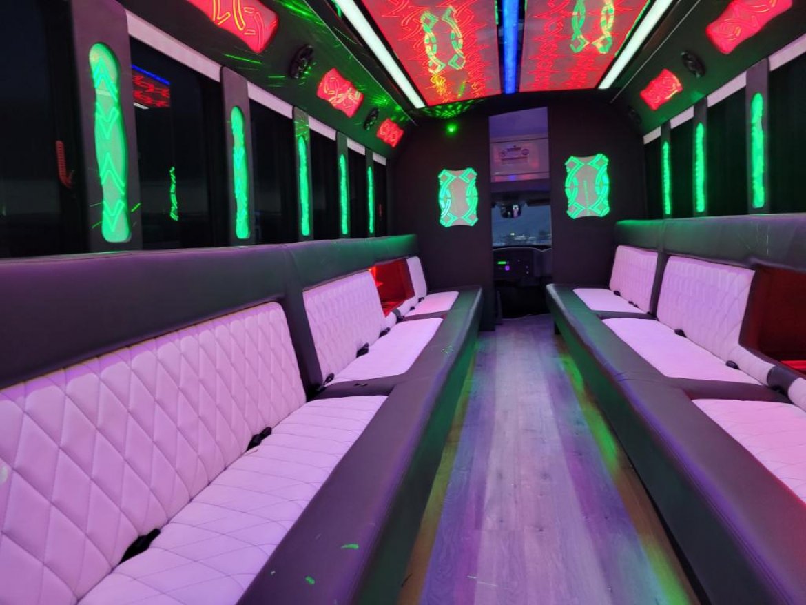 Limo Bus for Sale in Fontana, CA - Photo 8