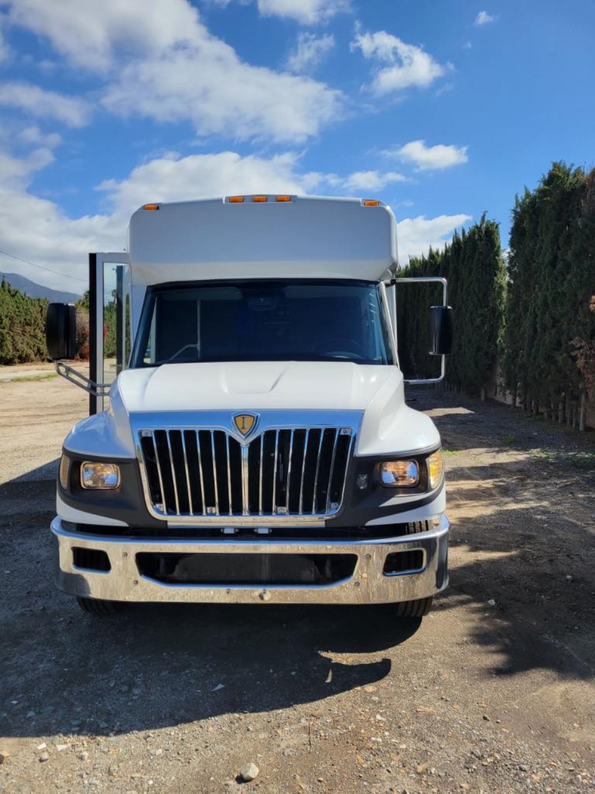 Limo Bus for Sale in Fontana, CA - Photo 15