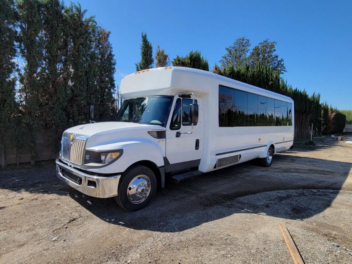 Limo Bus for Sale in Fontana, CA - Photo 24