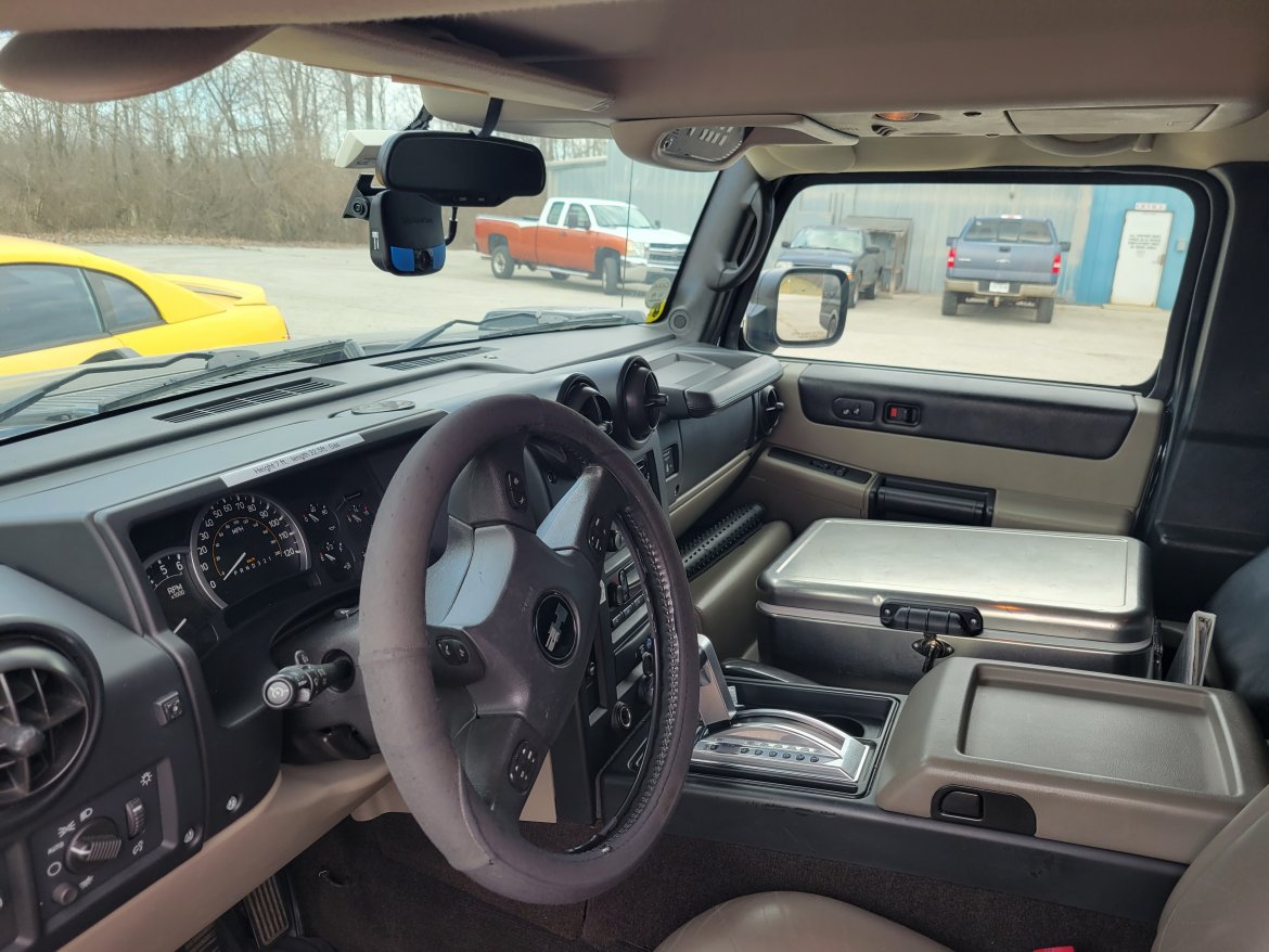 SUV Stretch for Sale in Sellersburg, IN - Photo 9