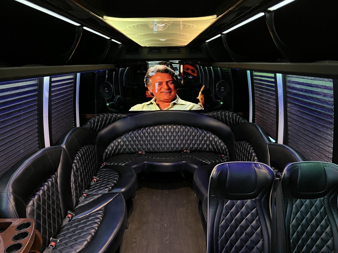 Limo Bus for Sale in El Cajon, CA - Photo 9