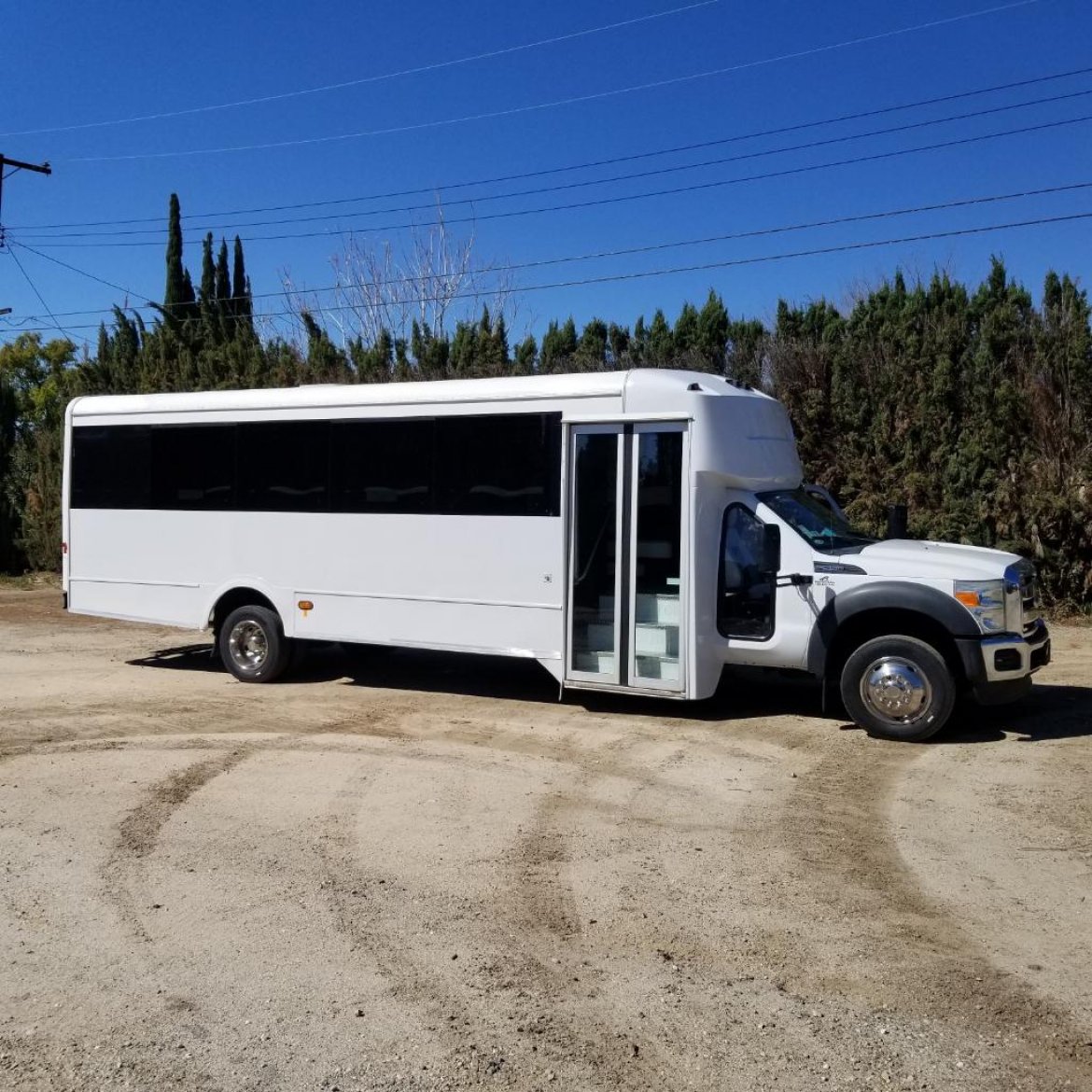 Limo Bus for Sale in fontana, CA - Photo 8