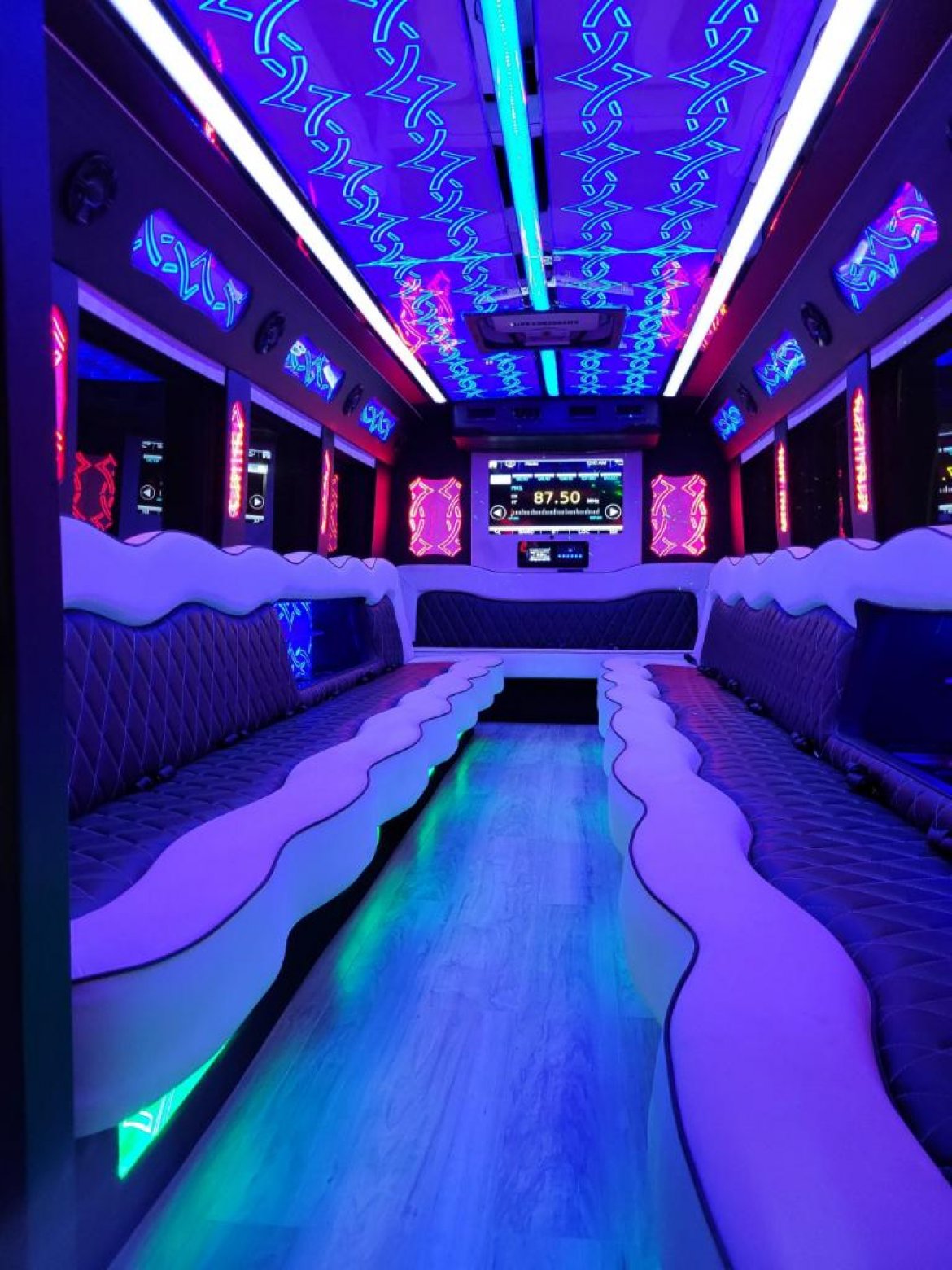 Limo Bus for Sale in fontana, CA - Photo 14
