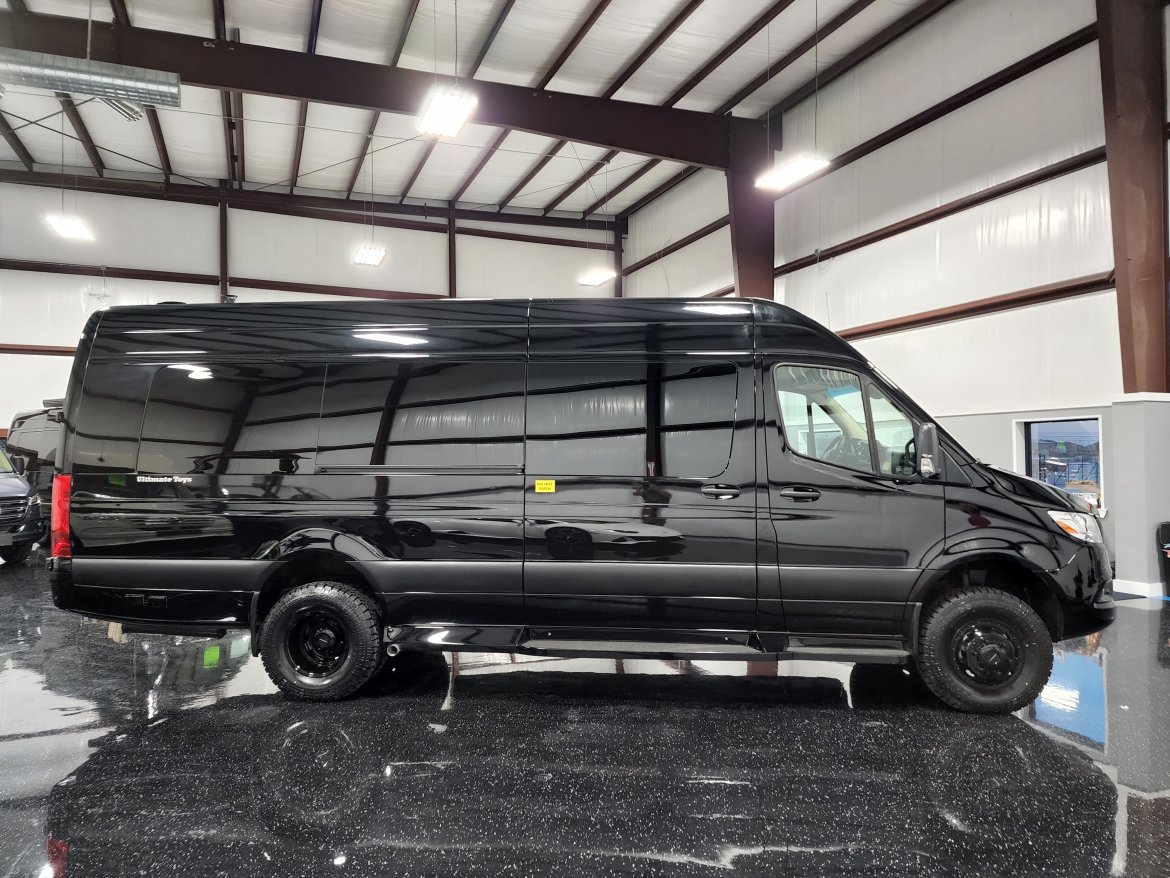 Sprinter for Sale in Houston, TX - Photo 4