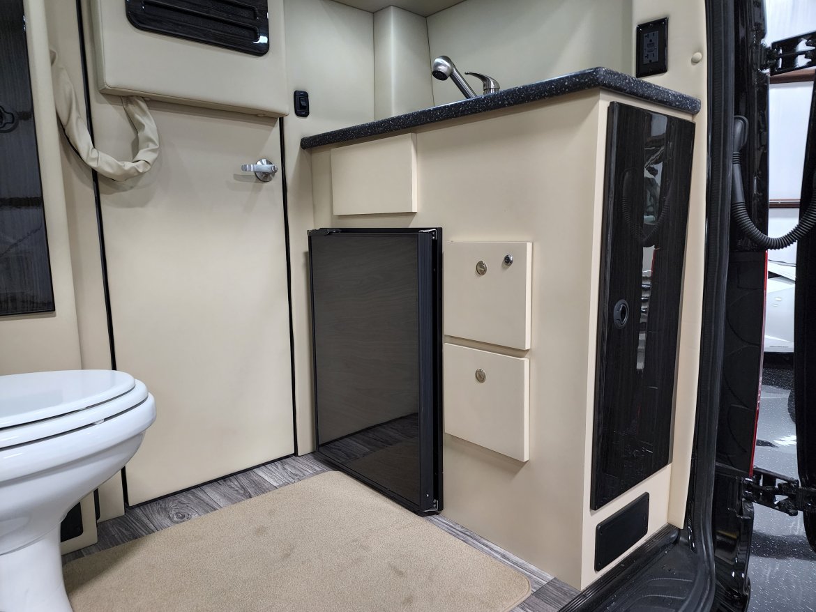 Sprinter for Sale in Houston, TX - Photo 15