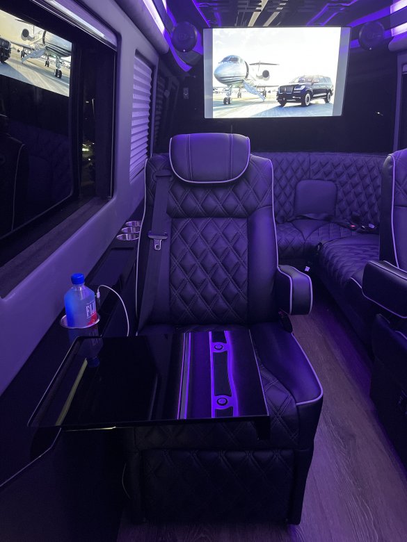 2021 Mercedes-Benz Jet Sprinter 3500 EXT Dually Sprinter for Sale in West Palm Beach, FL - Photo 2