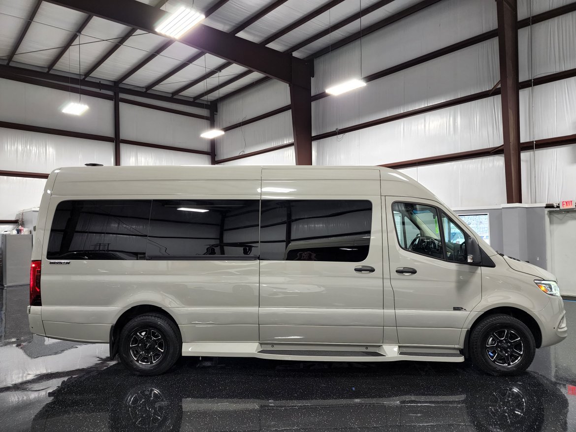 Sprinter for Sale in Houston, TX - Photo 4