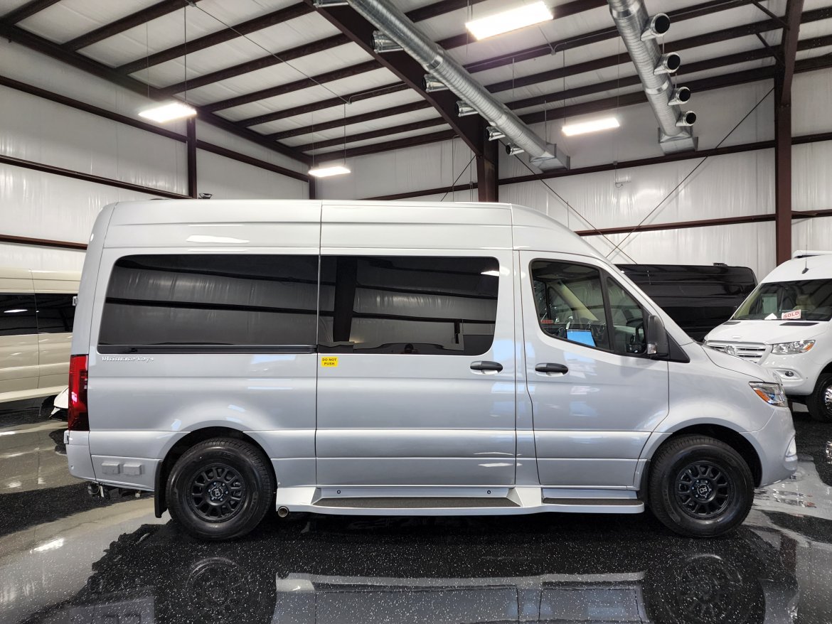 Sprinter for Sale in Houston, TX - Photo 4