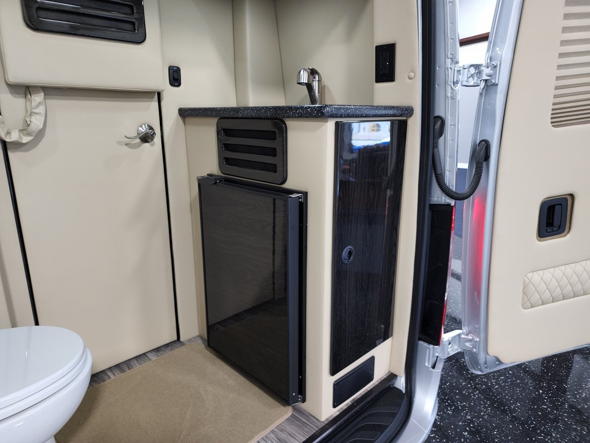 Sprinter for Sale in Houston, TX - Photo 12