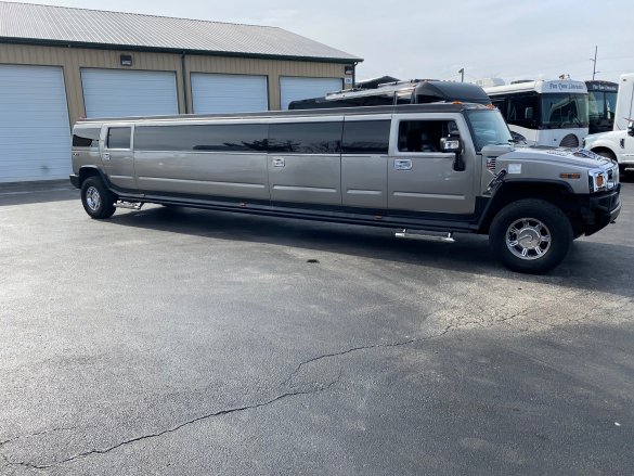 2007 Hummer H2 SUV Stretch for Sale in Maryville, IL - Photo 2