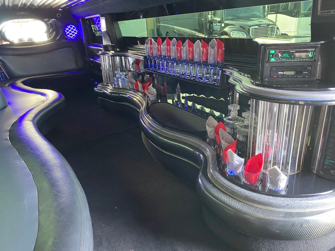 SUV Stretch for Sale in Maryville, IL - Photo 13