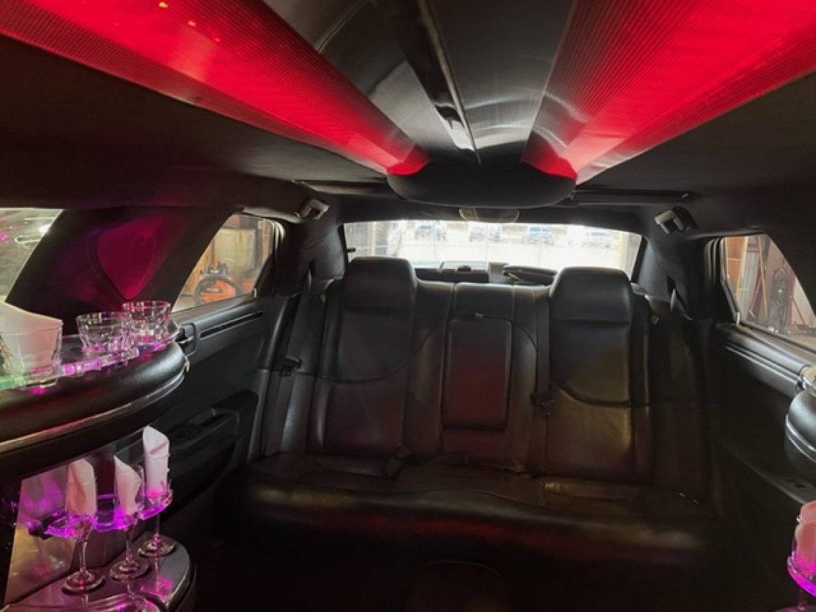 Limousine for Sale in Austin, TX - Photo 11