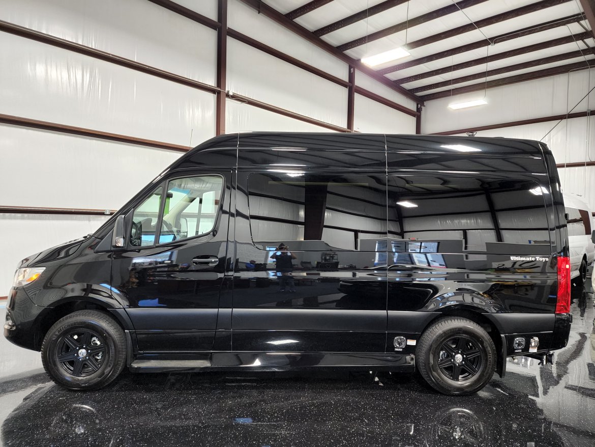Sprinter for Sale in Houston, TX - Photo 5