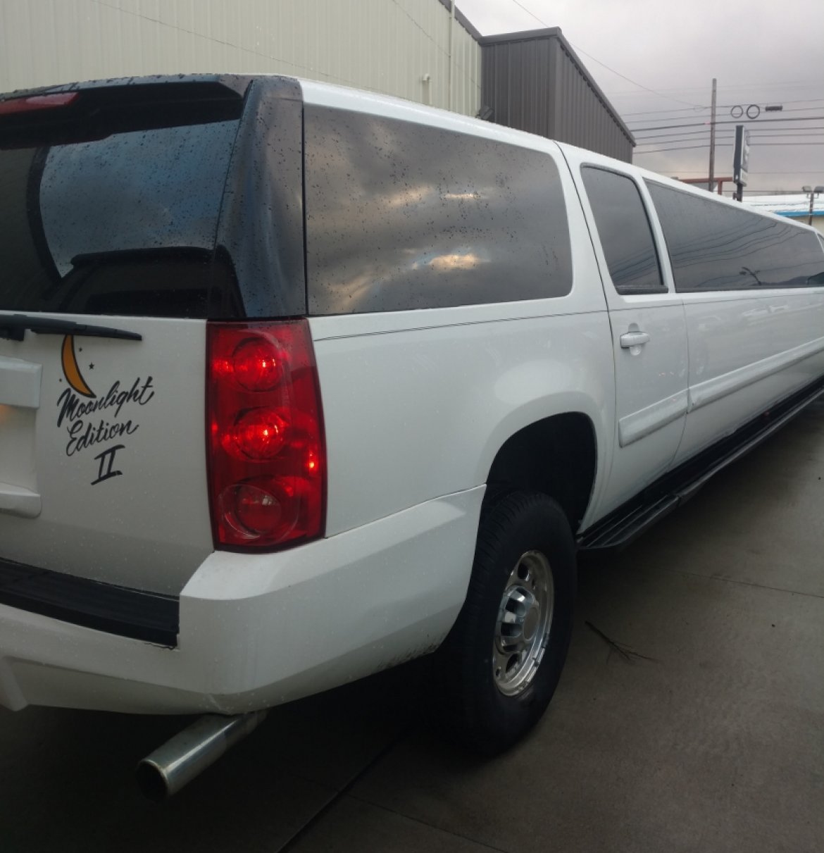 Photo of SUV Stretch for sale: 2007 GMC  Yukon  200&quot;