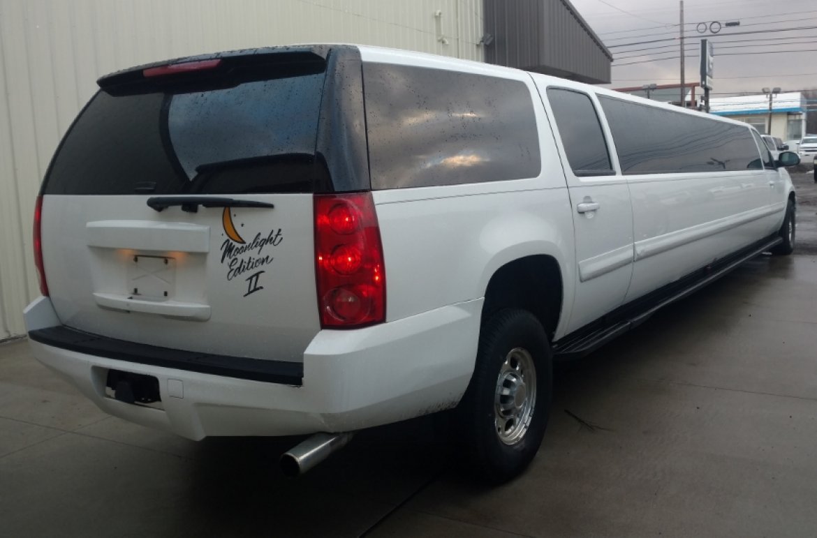 Photo of SUV Stretch for sale: 2007 GMC  Yukon  200&quot;