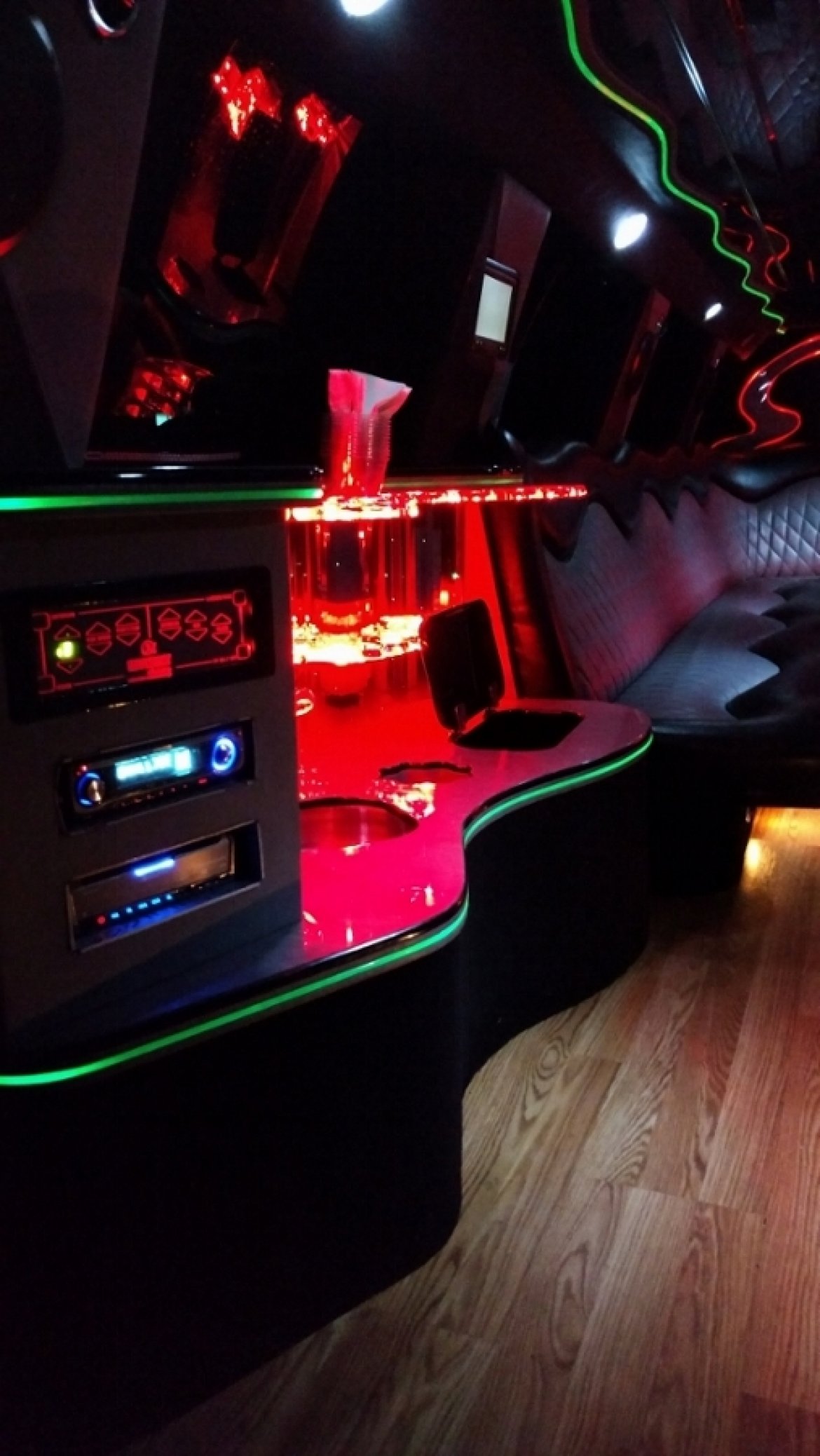 Photo of SUV Stretch for sale: 2007 GMC  Yukon  200&quot;