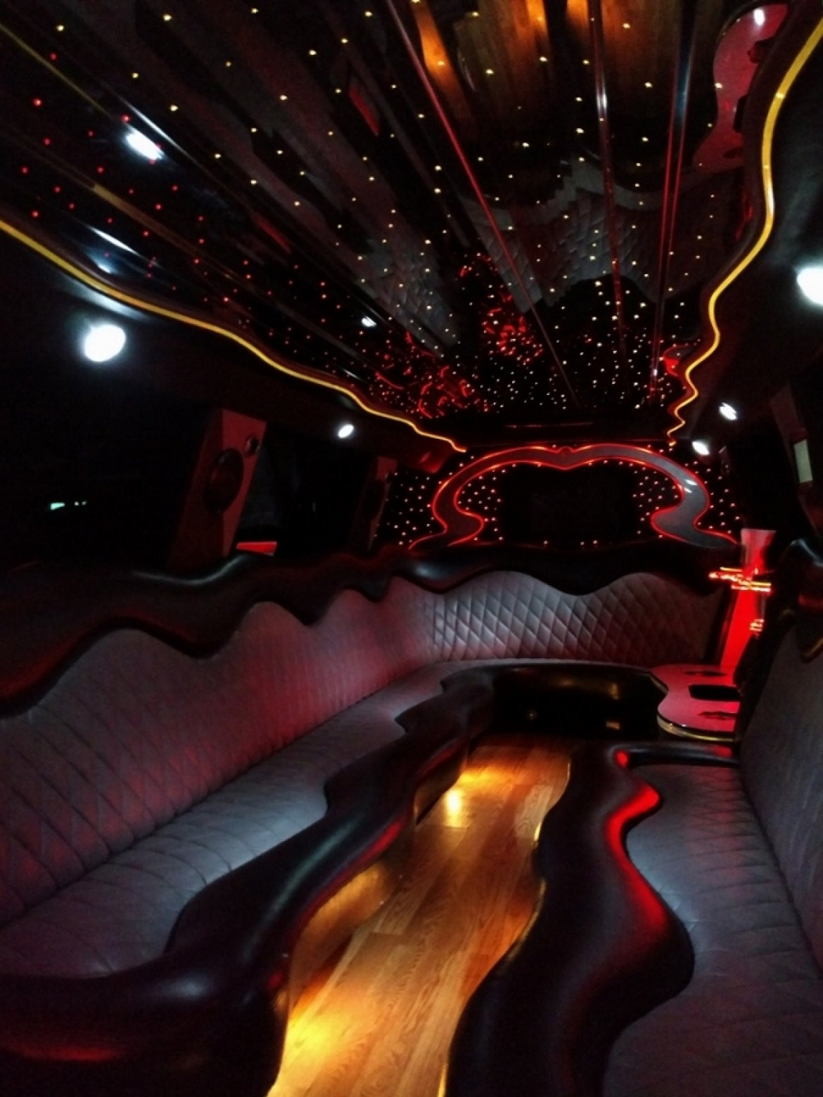 Photo of SUV Stretch for sale: 2007 GMC  Yukon  200&quot;