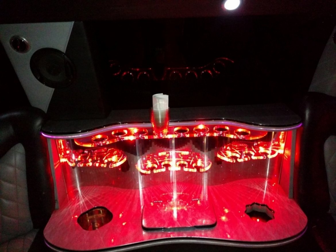 Photo of SUV Stretch for sale: 2007 GMC  Yukon  200&quot;