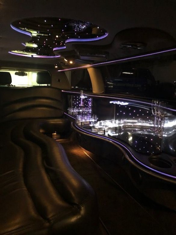 2008 Cadillac DTS Limousine for Sale in Green Bay, WI - Photo 3