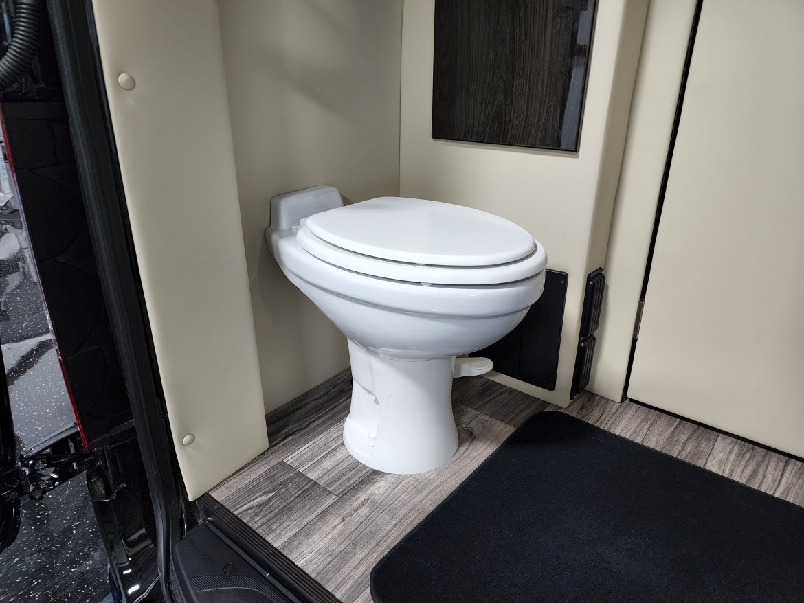 Sprinter for Sale in Texas, TX - Photo 14