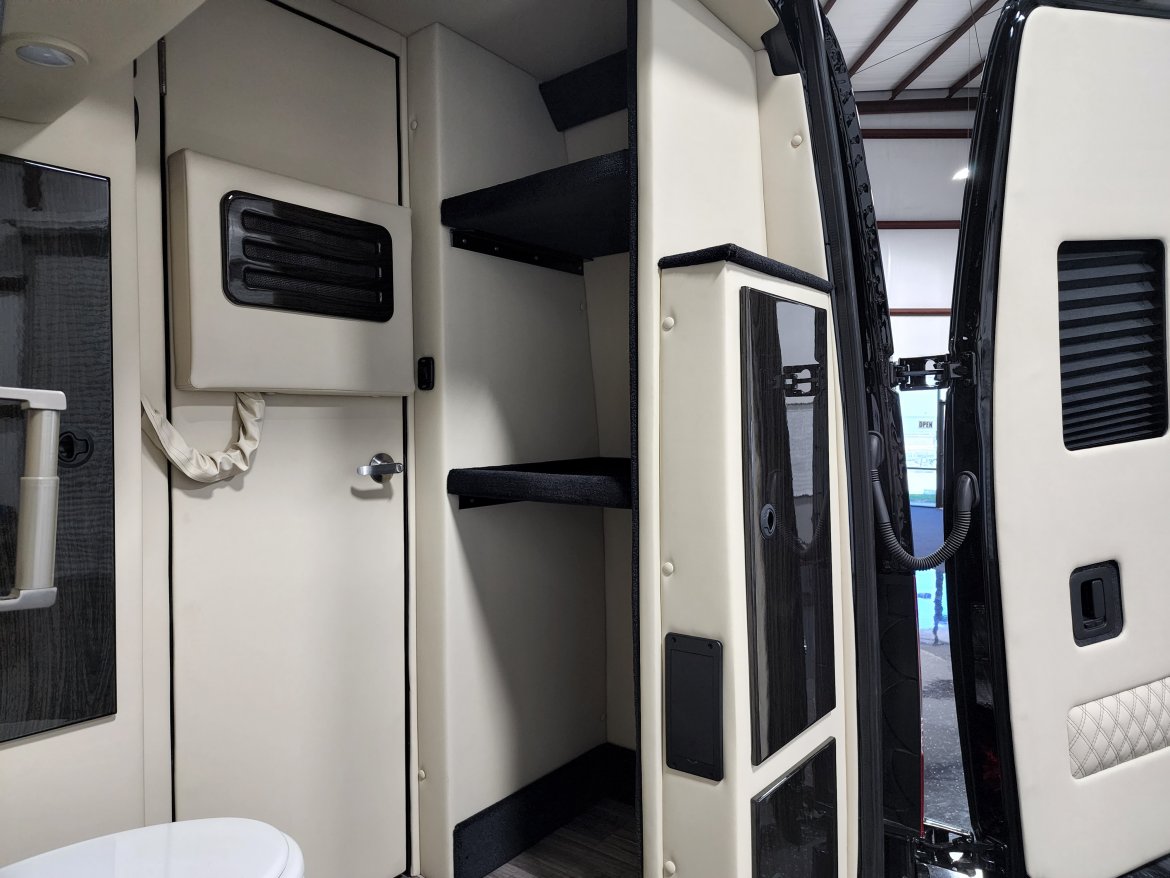 Sprinter for Sale in Texas, TX - Photo 15