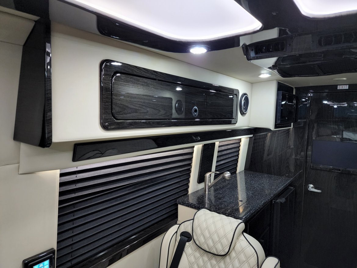 Sprinter for Sale in Texas, TX - Photo 42