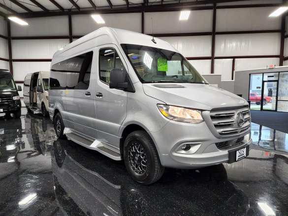 2022 Mercedes-Benz Sprinter 2500 144" Luxe Cruiser Sprinter for Sale in Houston, TX - Main Photo