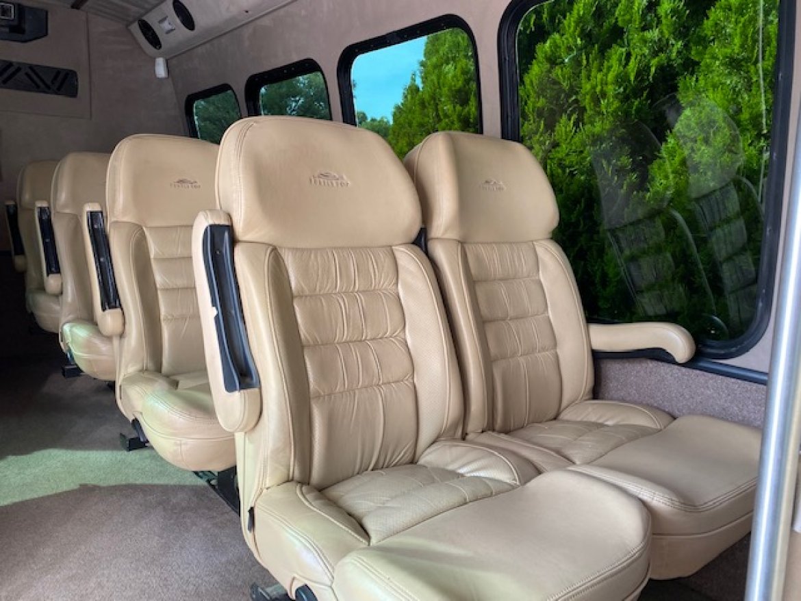 Limo Bus for Sale in Sedona, AZ - Photo 2