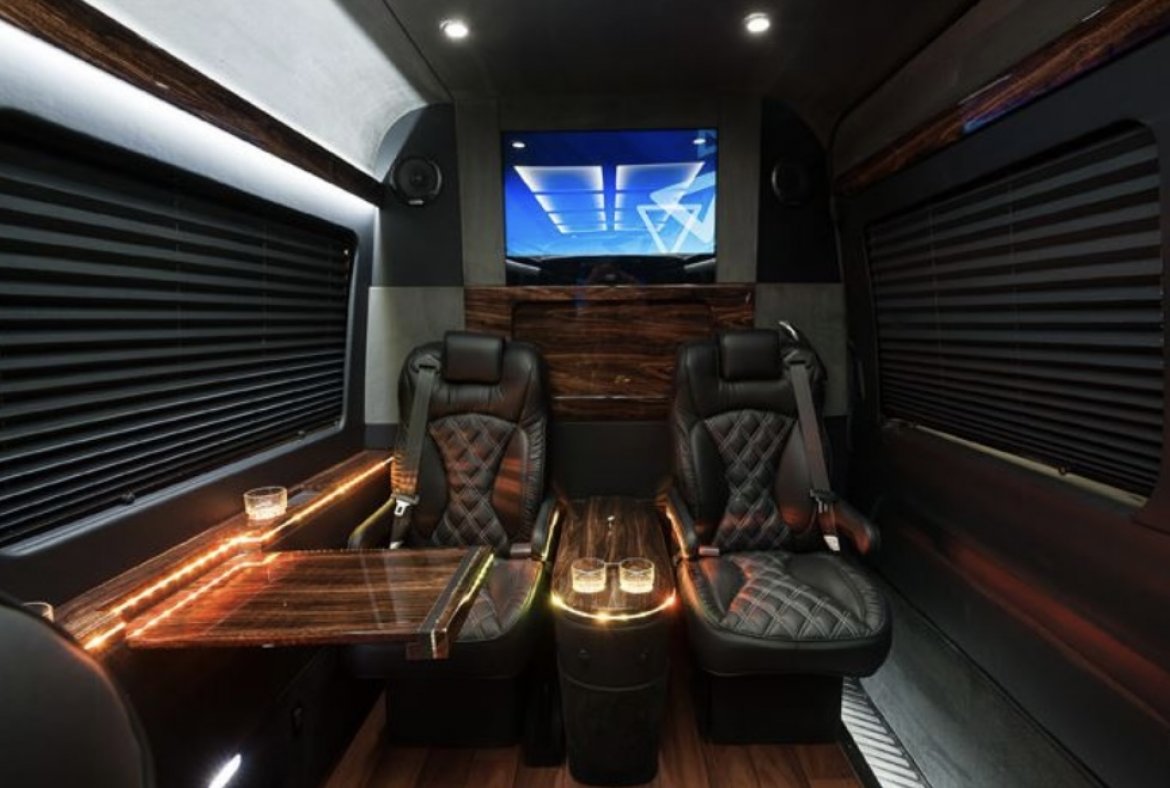 Limo Bus for Sale in Bakersfield, CA - Photo 6